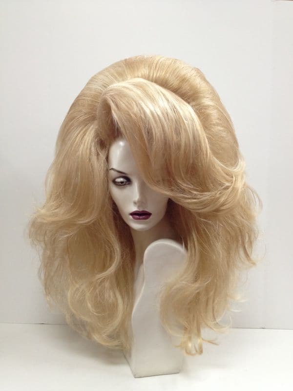 Golden Swell wig