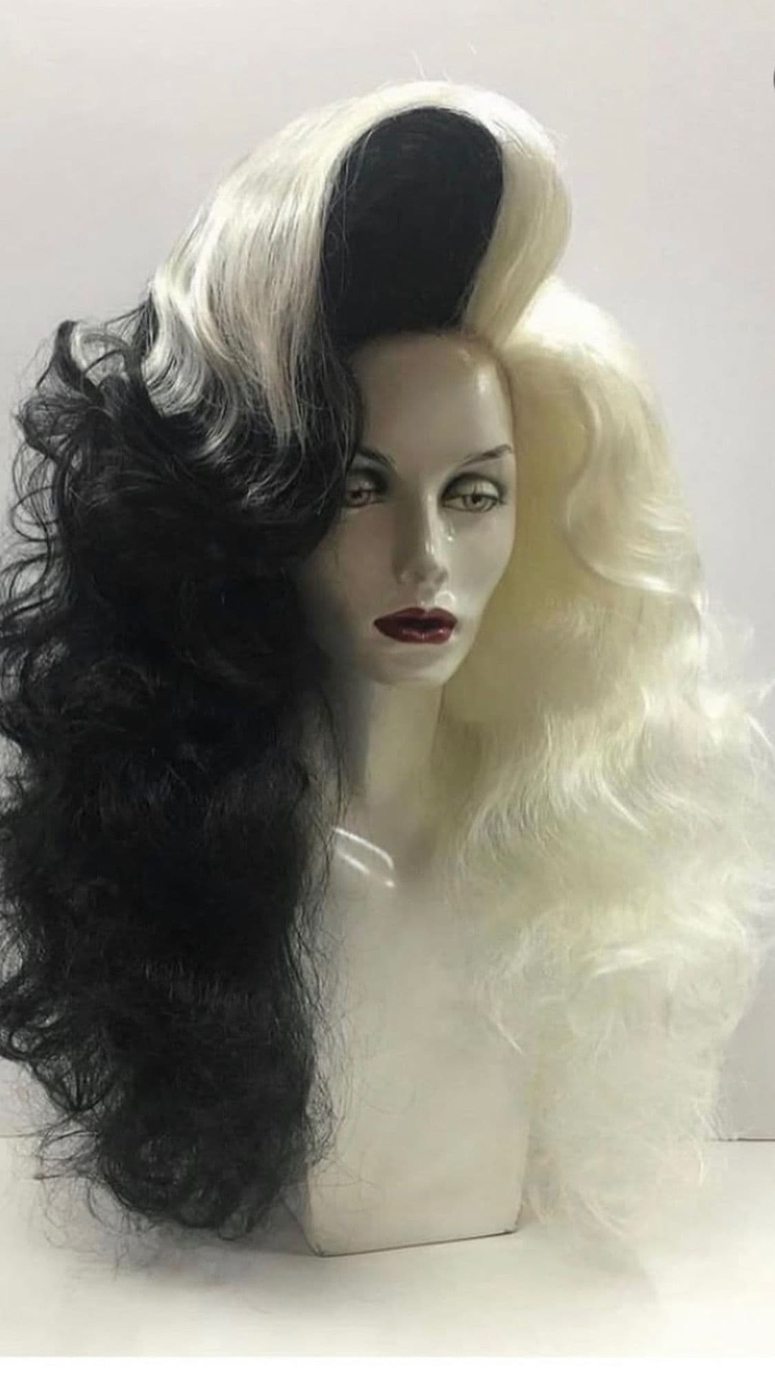 Duchess of Darkness wig
