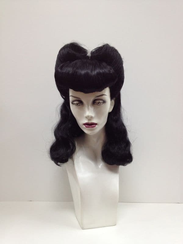 Noir Bombshell wig