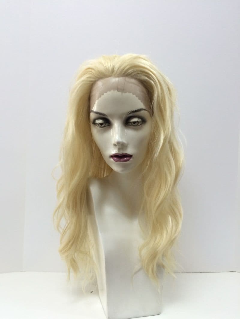 Champagne Reverie wig