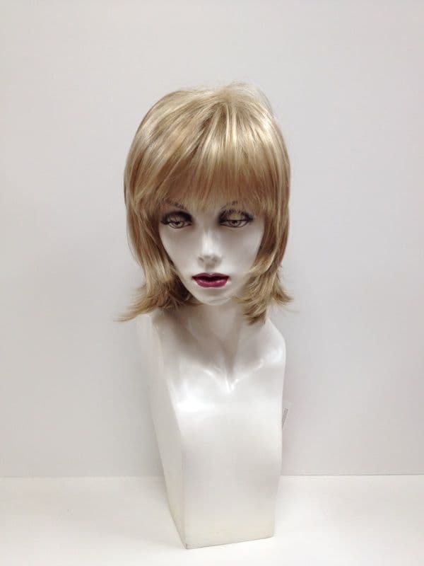 Flaxen Shatter wig