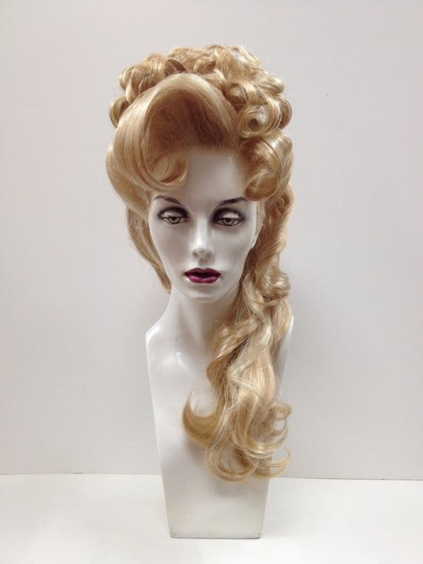 Golden Enchantress wig