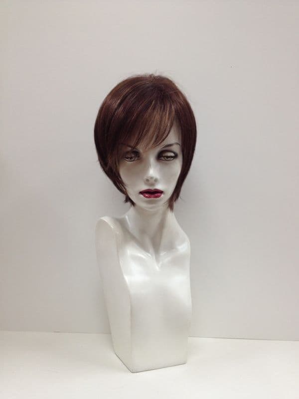 Garnet Crop wig